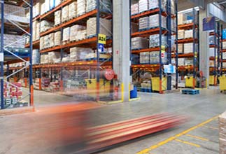 Amazon poursuit son recrutement en France avec 450 nouvelles embauches prévues.