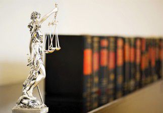 Etudiant avocat