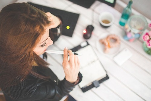 Le « quiet quitting » en train de devenir la norme au travail pour les jeunes ?