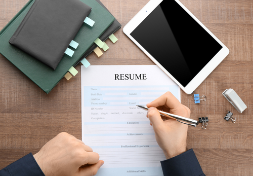 Les éléments indispensables d'un CV