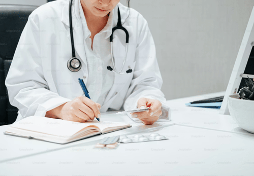 Adecco Medical lance une campagne de recrutement de 17 000 professionnels de santé en France